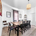 Grande Maison - Maison Ou En Centre Lägenhet Gannat
