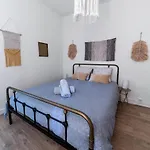 Lägenhet Grande Maison - Maison Ou En Centre Gannat