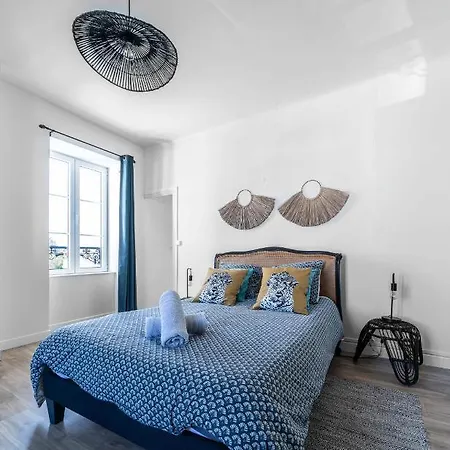 Grande Maison Gannat - Maison Ou Appartements En Centre Ville Апартаменты Ганна