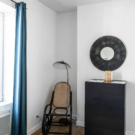 Appartement Grande Maison - Maison Ou En Centre