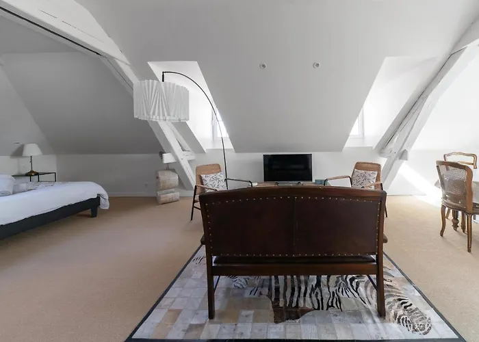 Grande Maison - Maison Ou En Centre