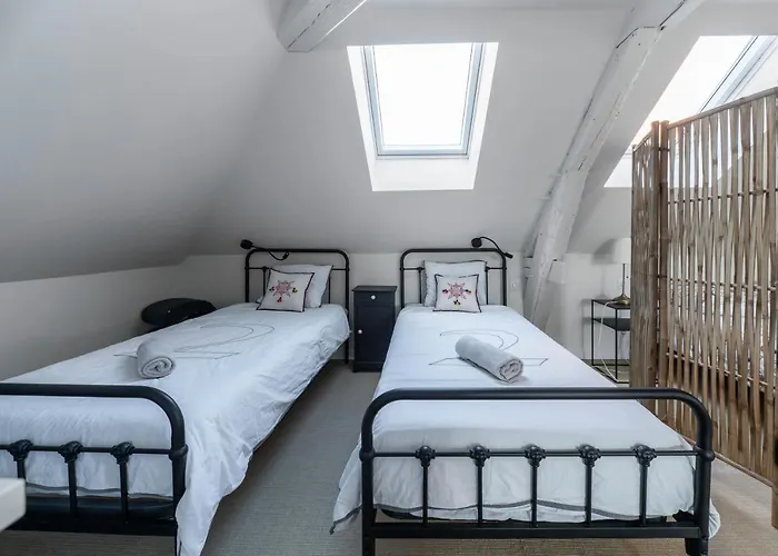 Grande Maison - Maison Ou En Centre *